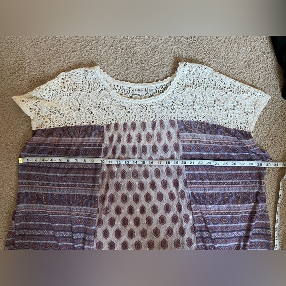 CATO Top - Picture 7 of 10